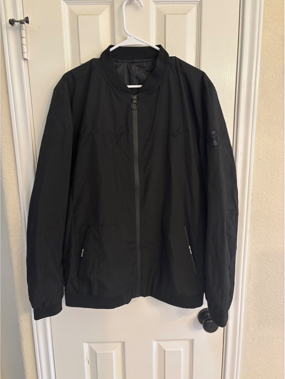 YoungLA Windbreaker Jacket Men’s XXL Black Full Zip Hidden Zipper 2 Pockets